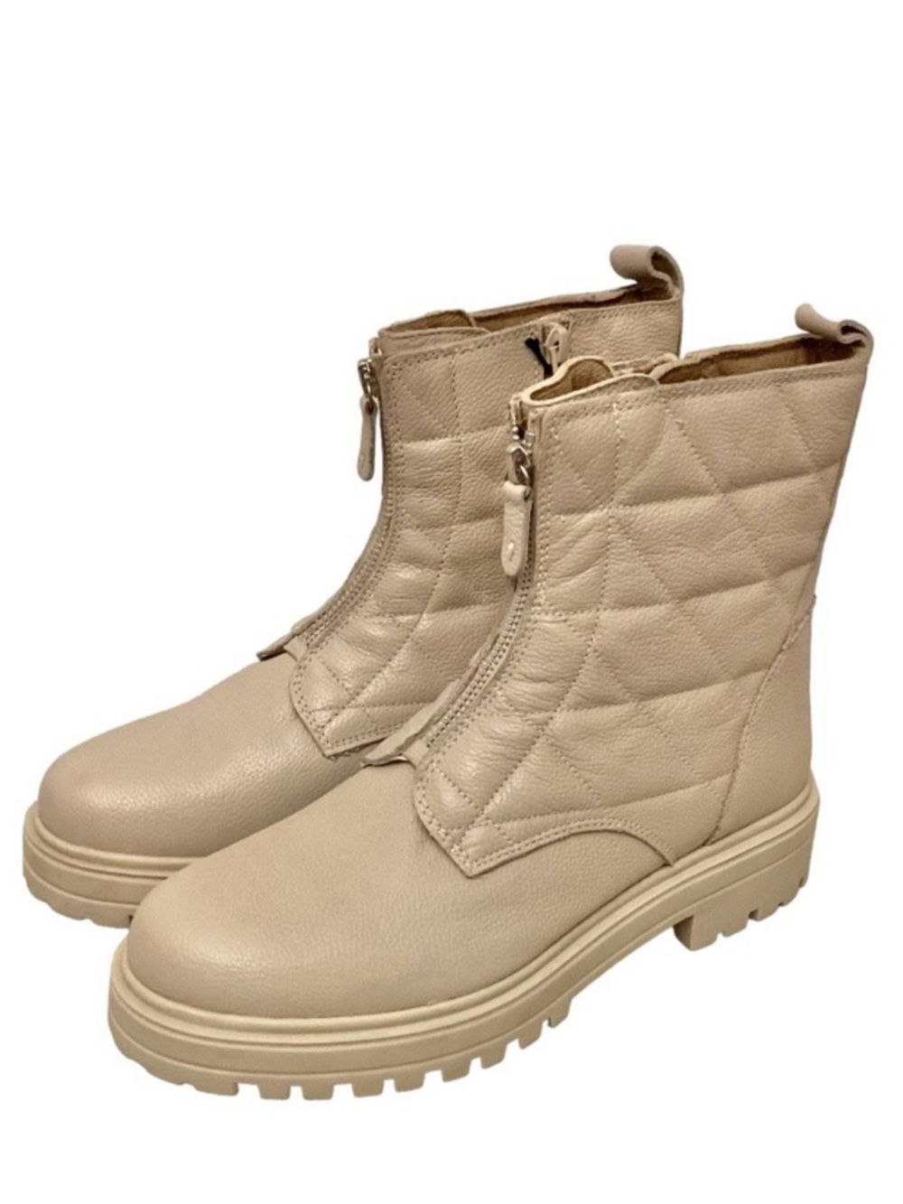 Alberto Torresi NWOT 9.5 (41) Ankle Boots Beige Leather Lug Soles Store Display